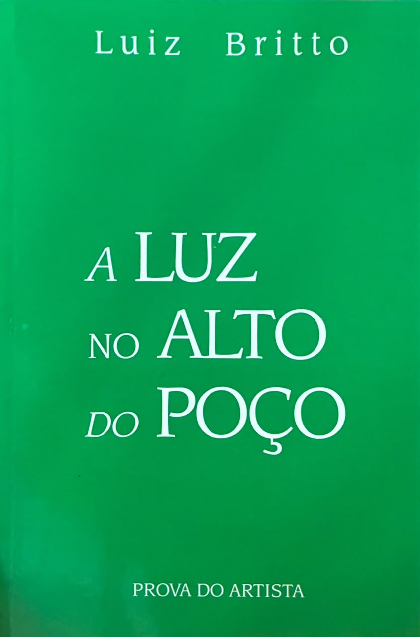 Capa do livro A Luz no Alto do Poço